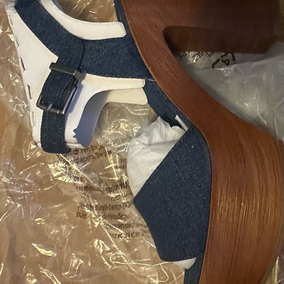 Platform Peep Toe Shoes - Picture 6 of 6